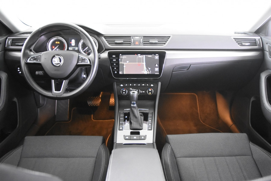 Škoda Superb 1.5 TSI ACT Style DSG *1ste Eigenaar*Navigatie*4x Stoelverwarming*