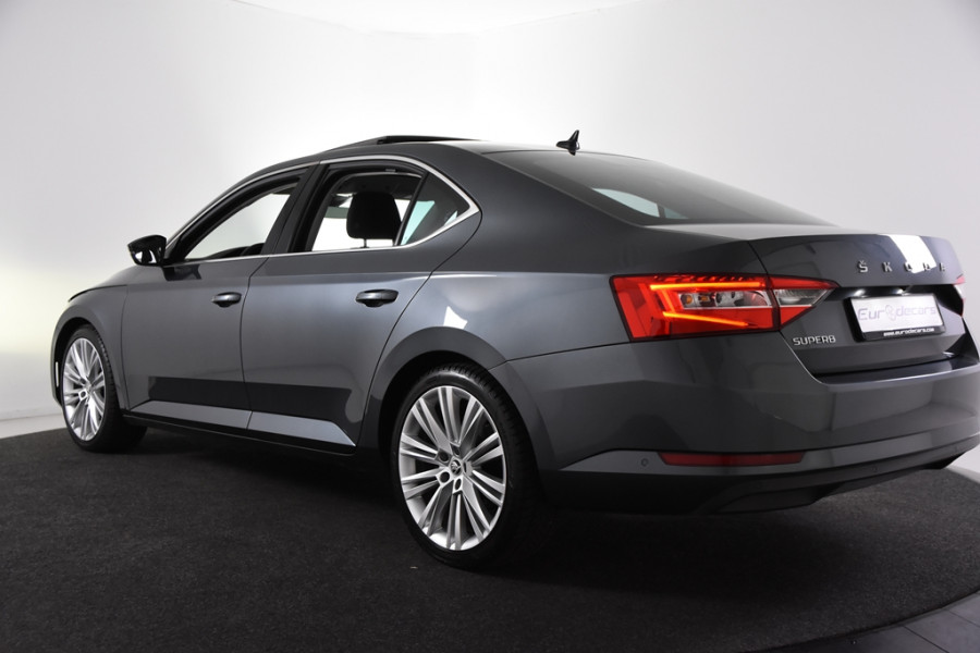 Škoda Superb 1.5 TSI ACT Style DSG *1ste Eigenaar*Navigatie*4x Stoelverwarming*