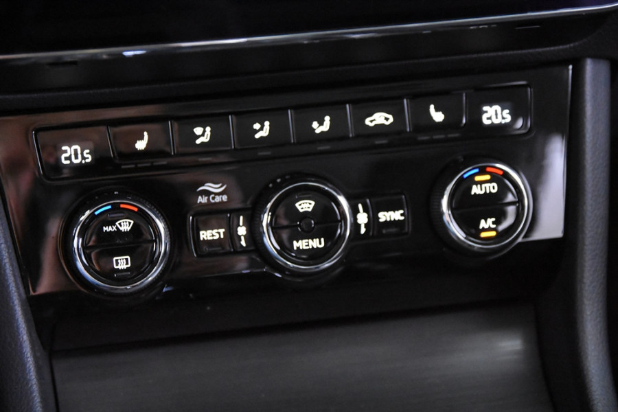 Škoda Superb 1.5 TSI ACT Style DSG *1ste Eigenaar*Navigatie*4x Stoelverwarming*