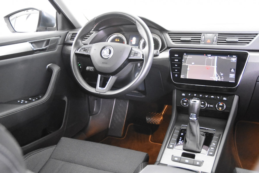 Škoda Superb 1.5 TSI ACT Style DSG *1ste Eigenaar*Navigatie*4x Stoelverwarming*