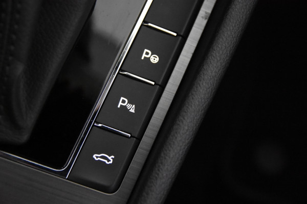 Škoda Superb 1.5 TSI ACT Style DSG *1ste Eigenaar*Navigatie*4x Stoelverwarming*