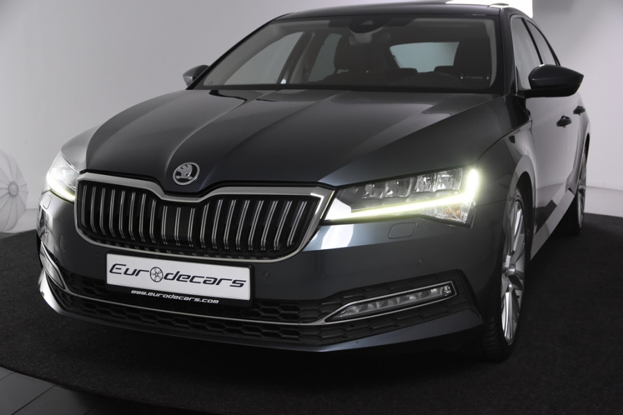 Škoda Superb 1.5 TSI ACT Style DSG *1ste Eigenaar*Navigatie*4x Stoelverwarming*