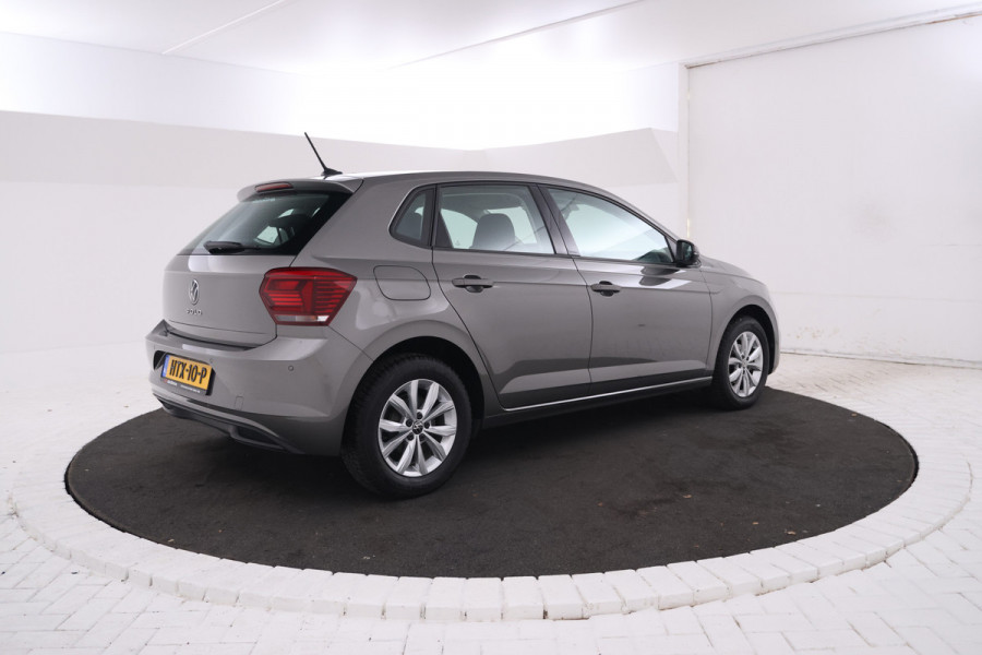 Volkswagen Polo 1.0 TSI Highline Business R Automaat! 5 Deurs, Navi, Climate,
