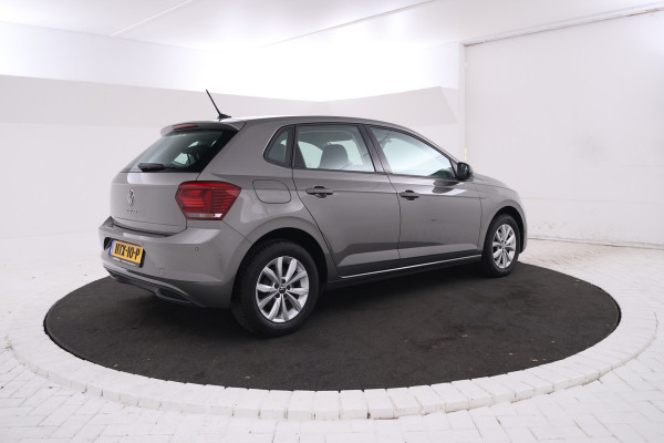 Volkswagen Polo 1.0 TSI Highline Business R Automaat! 5 Deurs, Navi, Climate,