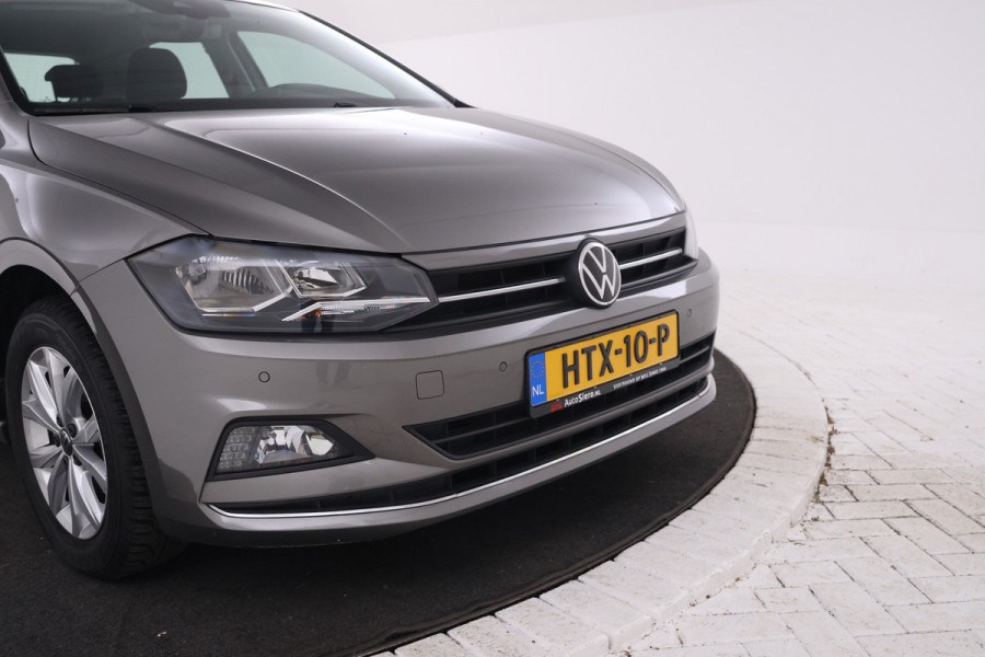 Volkswagen Polo 1.0 TSI Highline Business R Automaat! 5 Deurs, Navi, Climate,
