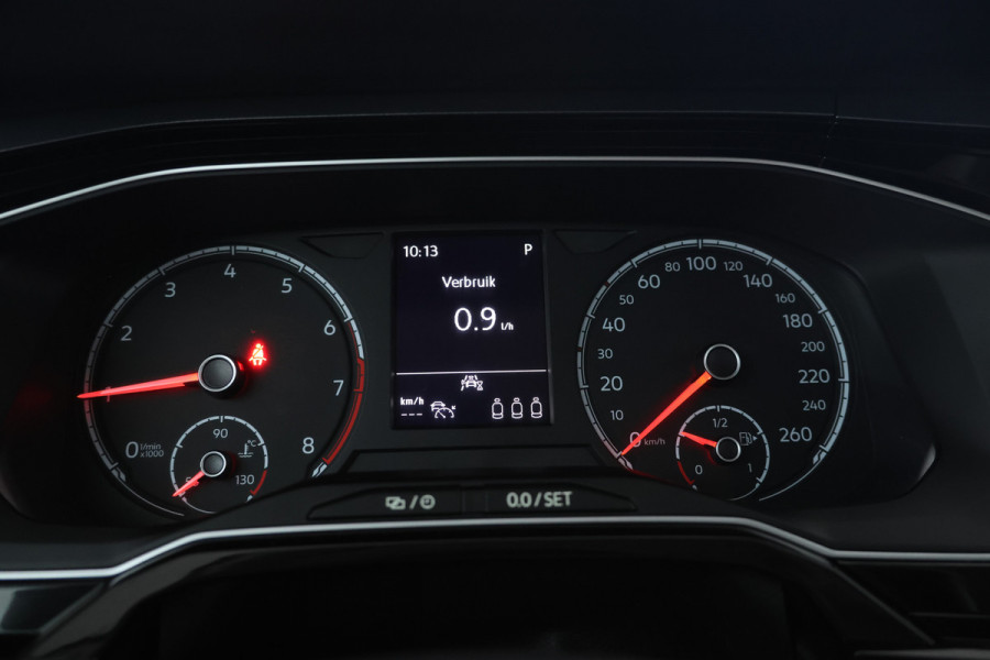Volkswagen Polo 1.0 TSI Highline Business R Automaat! 5 Deurs, Navi, Climate,