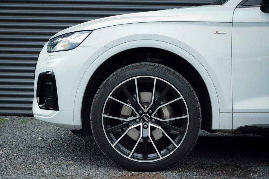 Audi Q5 50 TFSI e S edition / S-Line / Trekhaak / Navi / Virtual