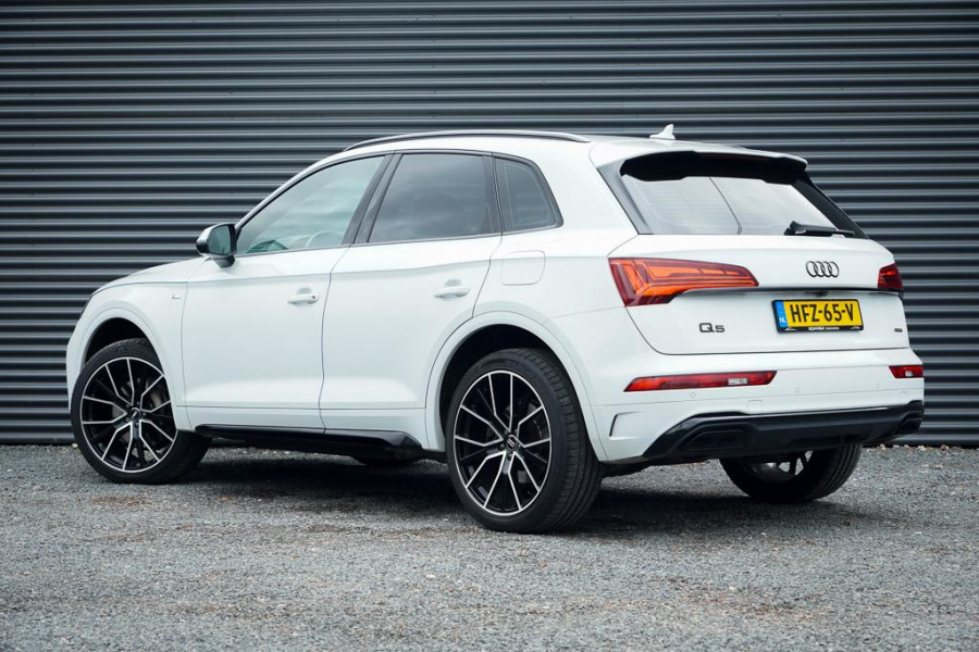 Audi Q5 50 TFSI e S edition / S-Line / Trekhaak / Navi / Virtual