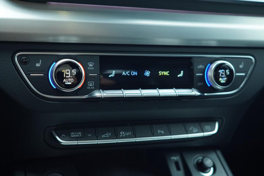 Audi Q5 50 TFSI e S edition / S-Line / Trekhaak / Navi / Virtual