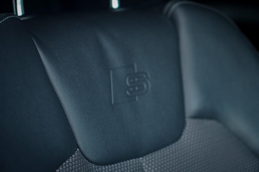 Audi Q5 50 TFSI e S edition / S-Line / Trekhaak / Navi / Virtual