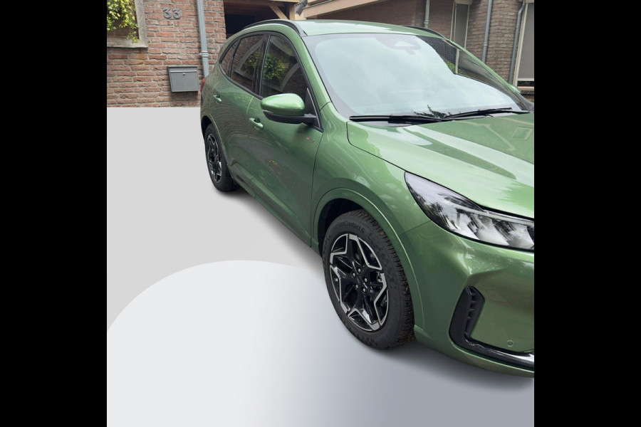 Ford Kuga 2.5 PHEV ST-Line 242pk Wegklapbare Trekhaak | Winterpack | Bursting Green | 19 inch Velgen | 2.100kg Trekgewicht | 1e Eigenaar