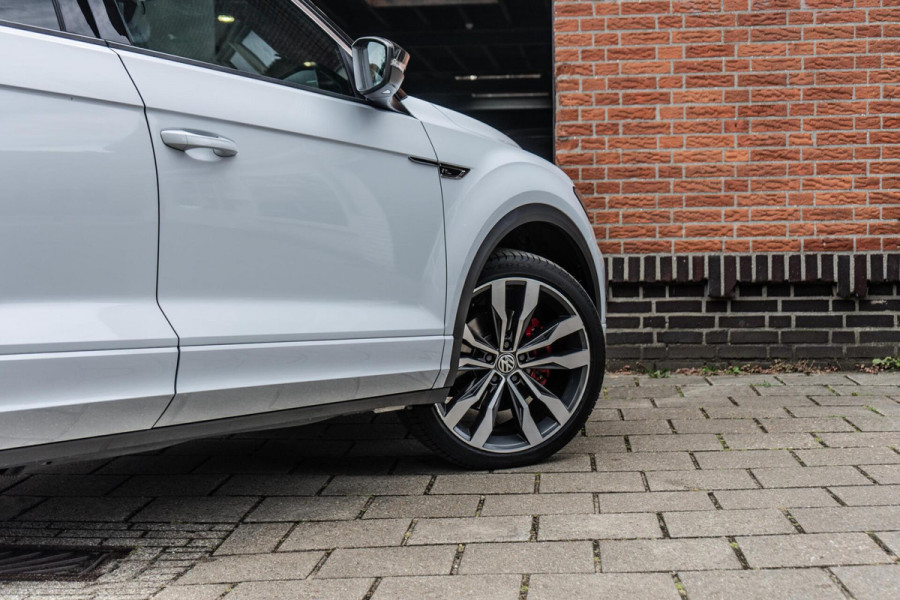 Volkswagen T-Roc 2.0 TSI 4Motion R-Line Pano / Beats / Trekhaak