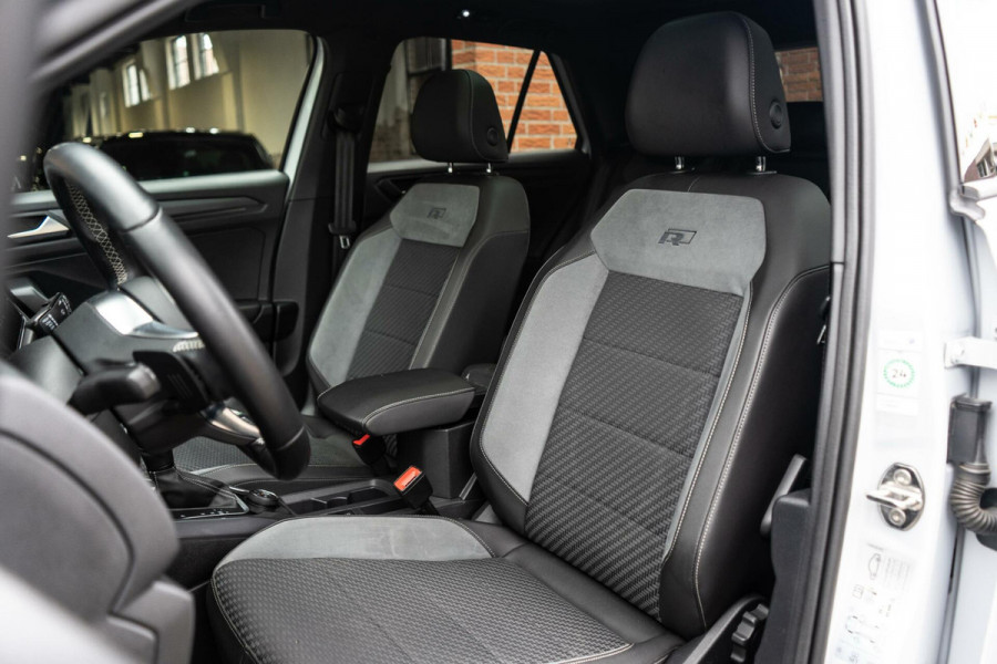 Volkswagen T-Roc 2.0 TSI 4Motion R-Line Pano / Beats / Trekhaak
