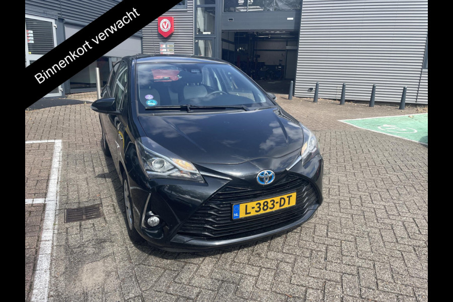 Toyota Yaris 1.5 Hybrid Dynamic | Navigatie | Camera | Dealer onderhouden | Garantie tot 02-2030