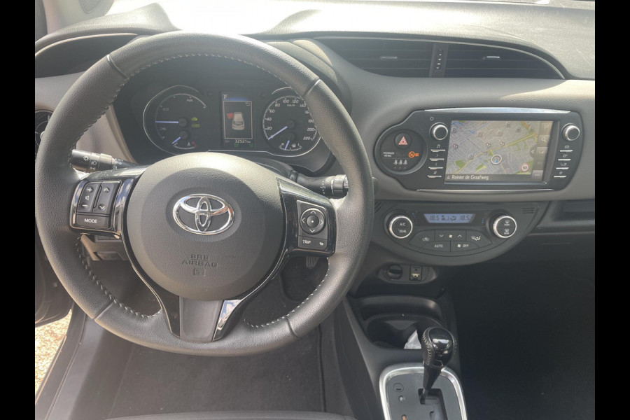 Toyota Yaris 1.5 Hybrid Dynamic | Navigatie | Camera | Dealer onderhouden | Garantie tot 02-2030