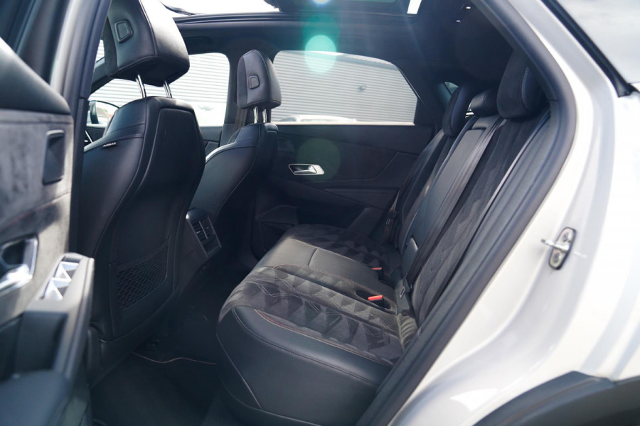DS 7 Crossback E-Tense Performance Line+ | Panorama | incl BTW | LED | Camera | Trekhaak | LaneAssist | DealerOnderhouden | Hybrid