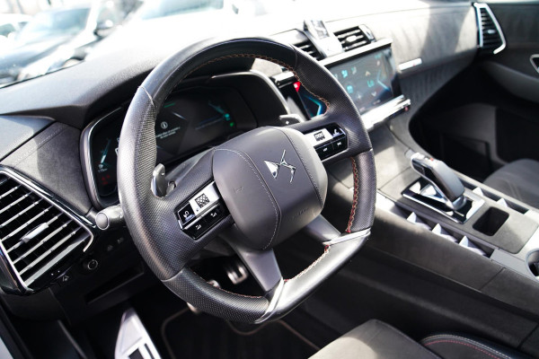 DS 7 Crossback E-Tense Performance Line+ | Panorama | incl BTW | LED | Camera | Trekhaak | LaneAssist | DealerOnderhouden | Hybrid