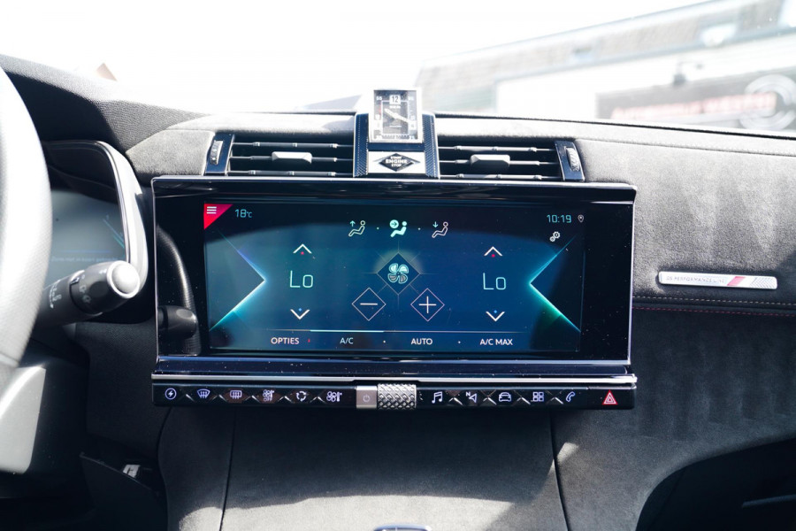 DS 7 Crossback E-Tense Performance Line+ | Panorama | incl BTW | LED | Camera | Trekhaak | LaneAssist | DealerOnderhouden | Hybrid