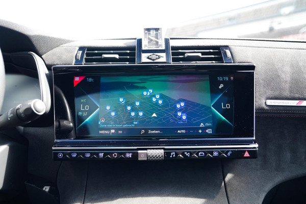 DS 7 Crossback E-Tense Performance Line+ | Panorama | incl BTW | LED | Camera | Trekhaak | LaneAssist | DealerOnderhouden | Hybrid