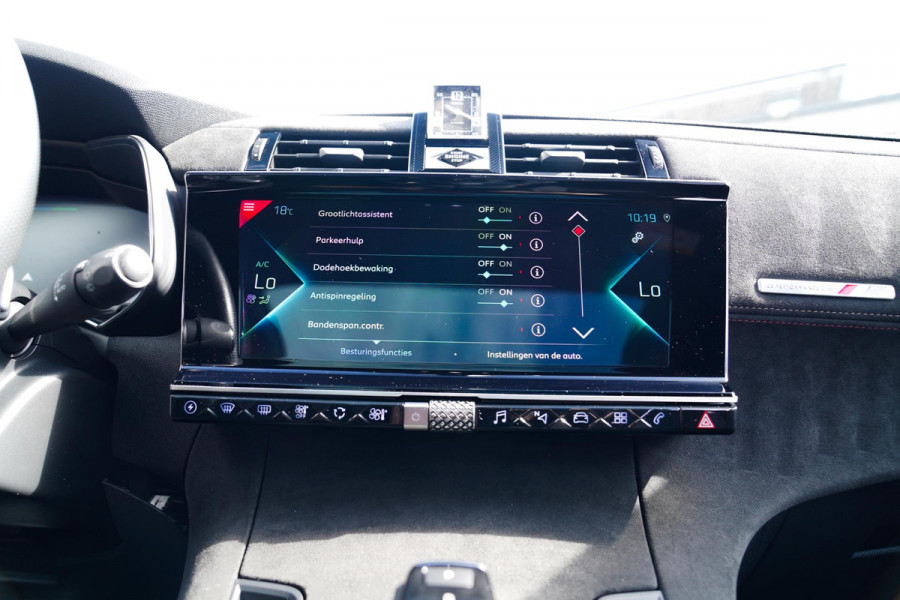 DS 7 Crossback E-Tense Performance Line+ | Panorama | incl BTW | LED | Camera | Trekhaak | LaneAssist | DealerOnderhouden | Hybrid