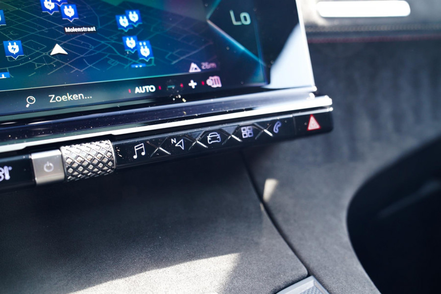 DS 7 Crossback E-Tense Performance Line+ | Panorama | incl BTW | LED | Camera | Trekhaak | LaneAssist | DealerOnderhouden | Hybrid