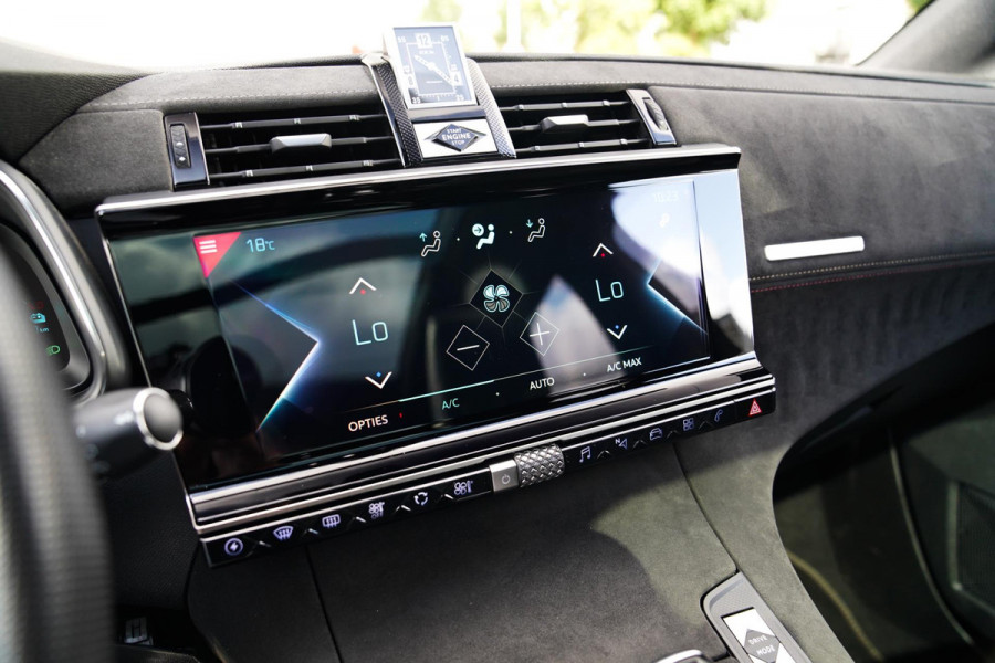 DS 7 Crossback E-Tense Performance Line+ | Panorama | incl BTW | LED | Camera | Trekhaak | LaneAssist | DealerOnderhouden | Hybrid