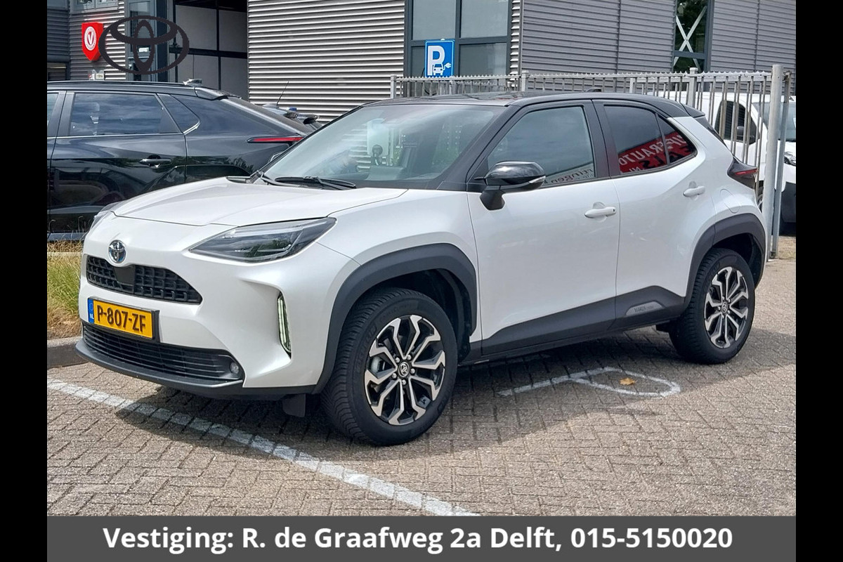 Toyota Yaris Cross 1.5 Hybrid First Edition Bi-Tone | 1e eigenaar | Dealer onderhouden | Navigatie | Apple Carplay & AndroidAUTO | Camera |