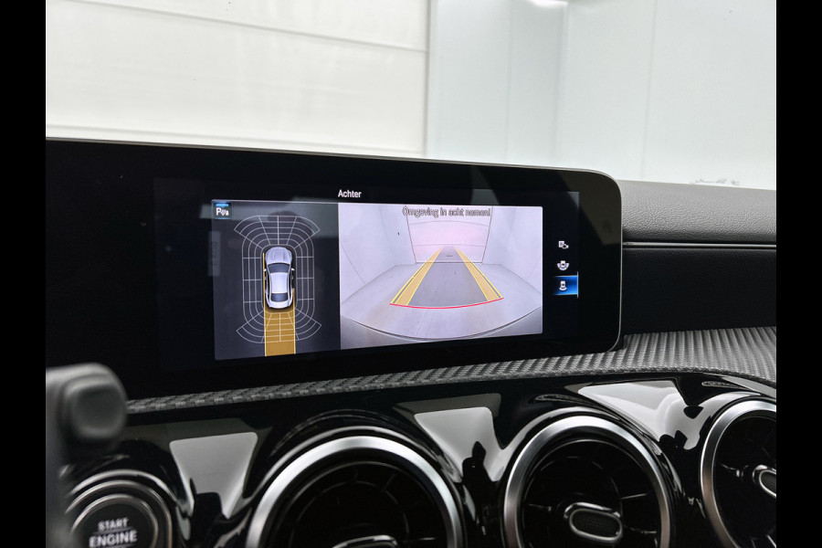 Mercedes-Benz CLA-Klasse 200 Business Solution Automaat (NAVIGATIE, STOELVERWARMING, CAMERA, PDC, GOED ONDERHOUDEN, 1e EIGENAAR)
