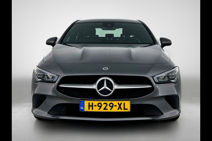 Mercedes-Benz CLA-Klasse 200 Business Solution Automaat (NAVIGATIE, STOELVERWARMING, CAMERA, PDC, GOED ONDERHOUDEN, 1e EIGENAAR)
