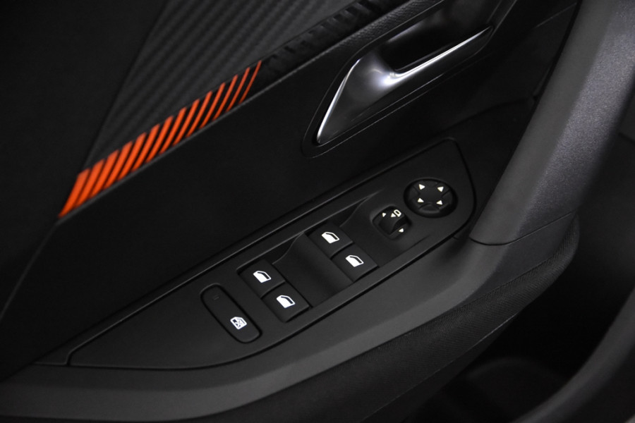 Peugeot 2008 Active *1ste Eigenaar*Navigatie*Parkassist*Carplay*