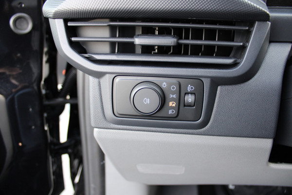 Ford Transit Custom 320 2.0 TDCI L2H1 Trend 170pk - Achterklep - Carplay - Android - LED koplampen - Stoelverwarming - 70l tank - Rijklaar