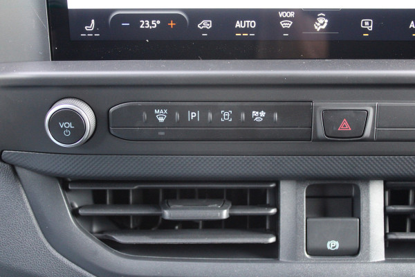Ford Transit Custom 320 2.0 TDCI L2H1 Trend 170pk - Achterklep - Carplay - Android - LED koplampen - Stoelverwarming - 70l tank - Rijklaar