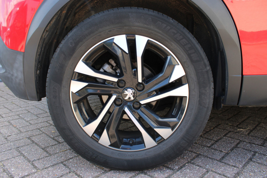 Peugeot 2008 1.2 PureTech GT-Line | Trekhaak | Panoramadak | Adaptive