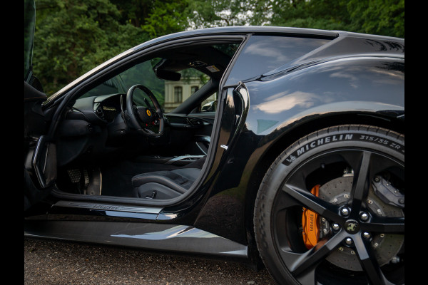 Ferrari 12Cilindri 6.5 V12 | Full Carbon | Atelier | Full PPF | Airbrushed Shields | Daytona Seats