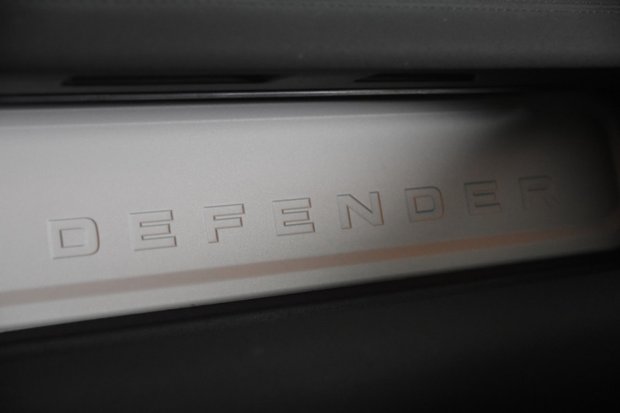 Land Rover Defender 110 3.0 P400 110 XS Edition *Full Options*
