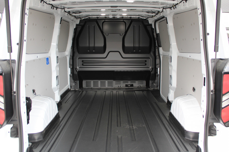 Ford Transit Custom 320 2.0 TDCI L2H1 Trend 170pk - Achterklep - Carplay - Android - LED koplampen - Stoelverwarming - 70l tank - Rijklaar