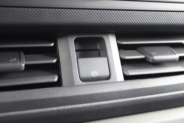 Ford Transit Custom 320 2.0 TDCI L2H1 Trend 170pk - Achterklep - Carplay - Android - LED koplampen - Stoelverwarming - 70l tank - Rijklaar