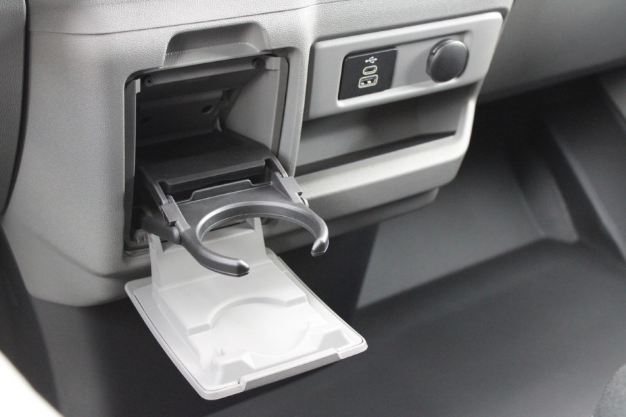 Ford Transit Custom 320 2.0 TDCI L2H1 Trend 170pk - Achterklep - Carplay - Android - LED koplampen - Stoelverwarming - 70l tank - Rijklaar