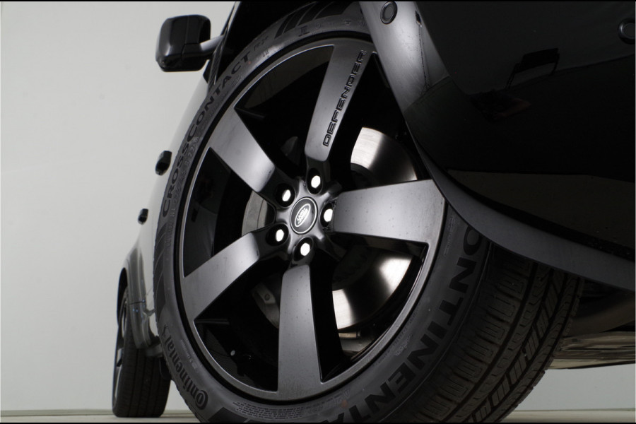 Land Rover Defender 110 2.0 P300e 110 X-Dynamic HSE > Black package/Head-up/Pano.schuif/Trekhaak/Santorini Black... | 3110 | Lease ook mogelijk!