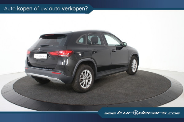 Mercedes-Benz GLA 180 Business Solution *1ste Eigenaar*Leer*Park assist*Navigatie*