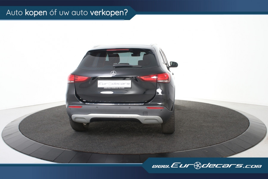 Mercedes-Benz GLA 180 Business Solution *1ste Eigenaar*Leer*Park assist*Navigatie*
