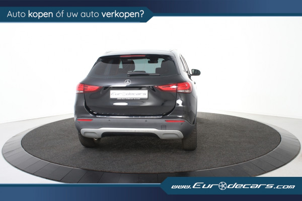 Mercedes-Benz GLA 180 Business Solution *1ste Eigenaar*Leer*Park assist*Navigatie*
