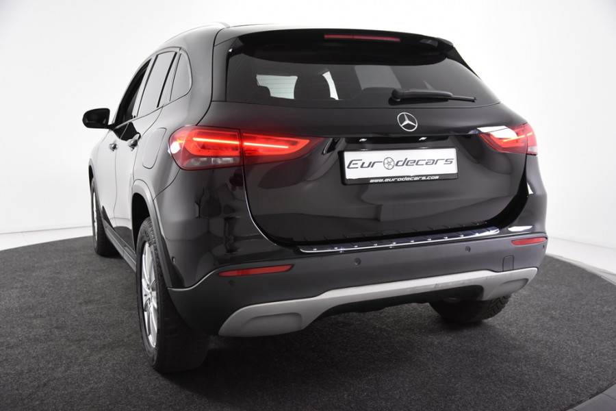 Mercedes-Benz GLA 180 Business Solution *1ste Eigenaar*Leer*Park assist*Navigatie*