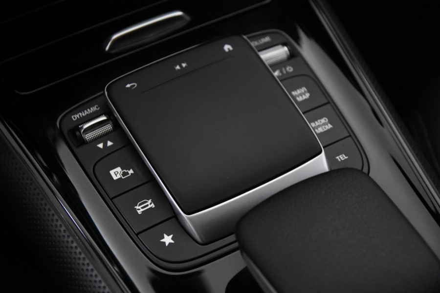 Mercedes-Benz GLA 180 Business Solution *1ste Eigenaar*Leer*Park assist*Navigatie*