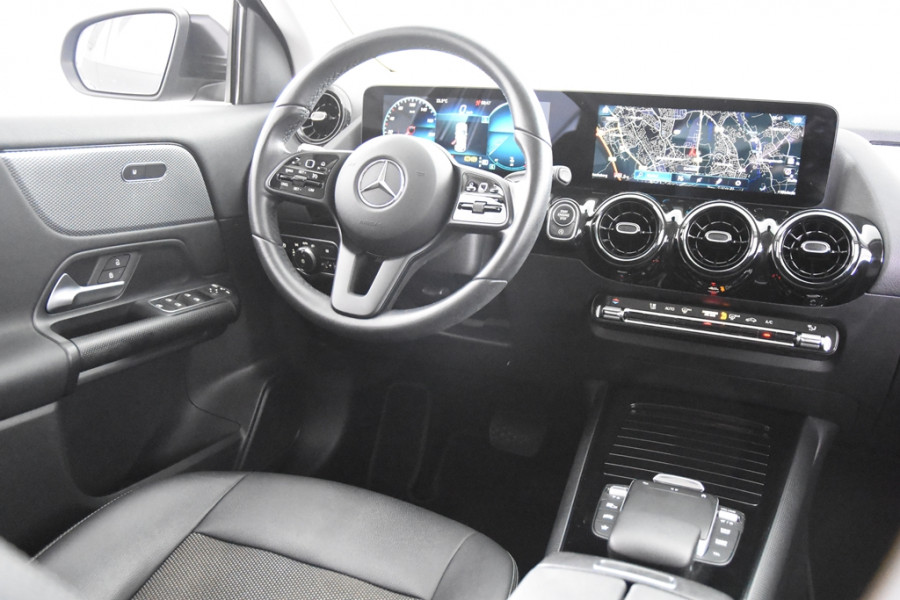 Mercedes-Benz GLA 180 Business Solution *1ste Eigenaar*Leer*Park assist*Navigatie*