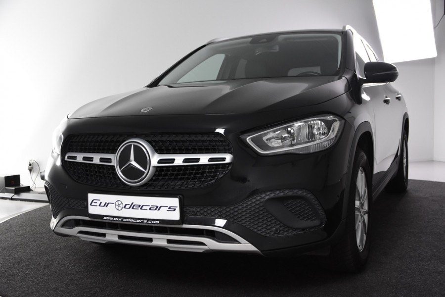 Mercedes-Benz GLA 180 Business Solution *1ste Eigenaar*Leer*Park assist*Navigatie*