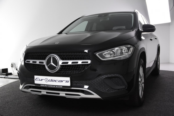 Mercedes-Benz GLA 180 Business Solution *1ste Eigenaar*Leer*Park assist*Navigatie*