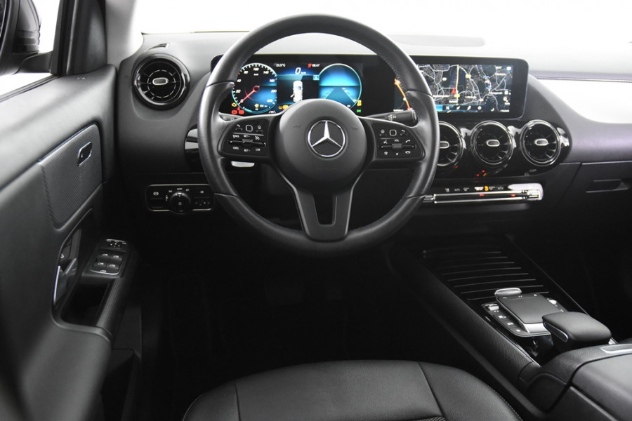 Mercedes-Benz GLA 180 Business Solution *1ste Eigenaar*Leer*Park assist*Navigatie*