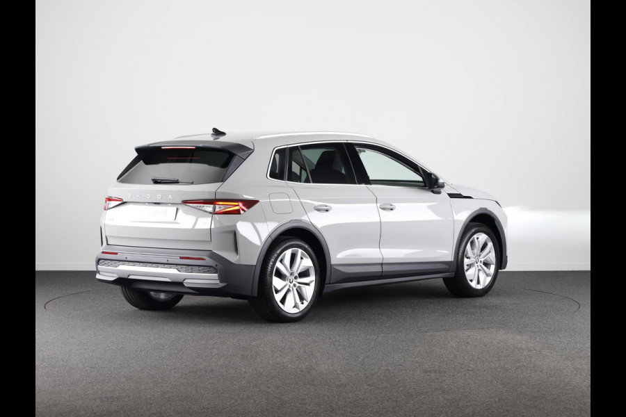 Škoda Elroq 85 Business Edition Tour 286 pk | Trekhaak | Business Upgrade Pakket - CLEVER | 20 inch lichtmetalen velgen | Adaptive Cruise Control | Dode hoeksensor | Bagage scheidingsnet