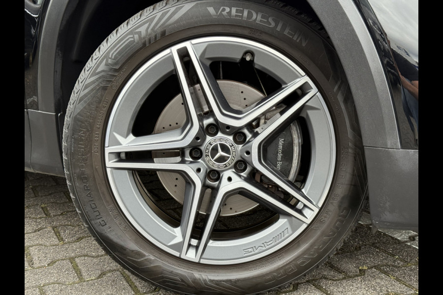 Mercedes-Benz Glb 200 Business Solution AMG | Trekhaak | Navi | 360* Camera | LED | DAB+ | Dodehoek | 19 inch